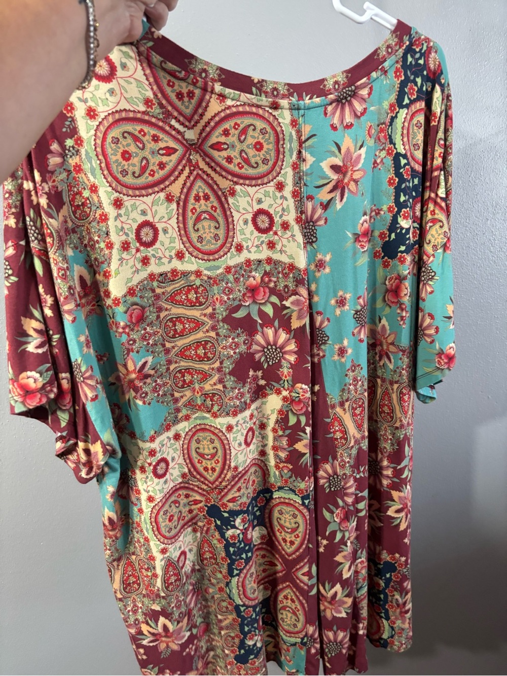 Johnny Was Teal & Burgundy Floral Patchwork Short Sleeve Top 29-30” Ptp - Picture 5 of 6